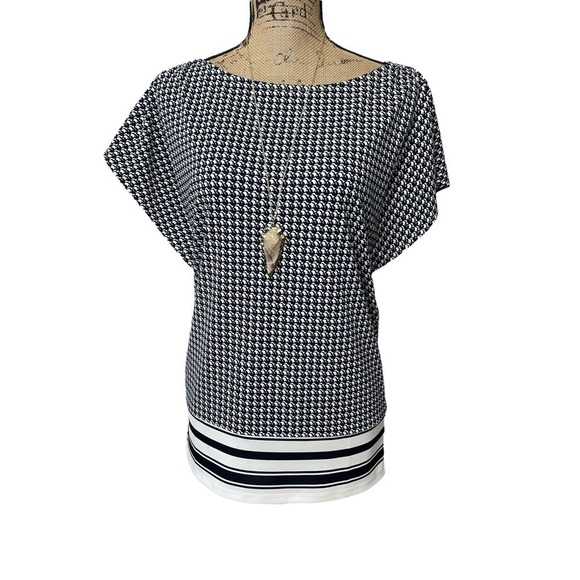 Ann Taylor Flutter Sleeve Blouse Navy and White with Circles and Band Waist Top - Picture 3 of 12